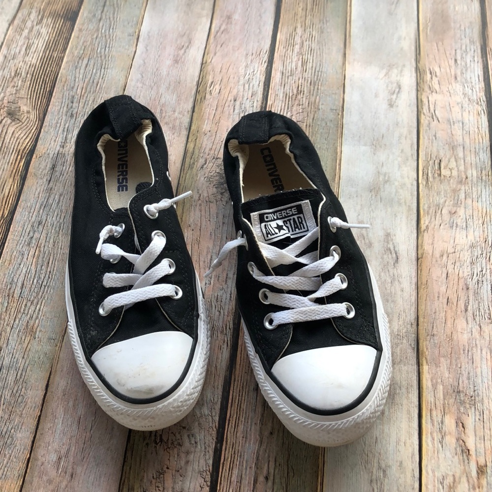 Converse tennis shoes